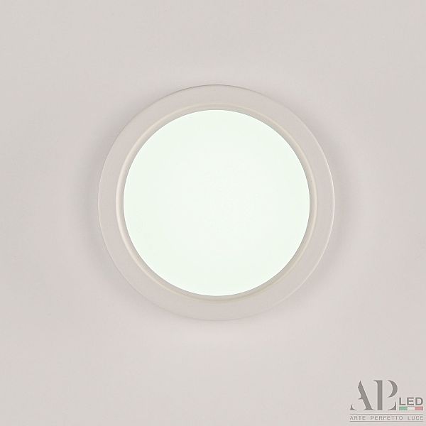 Светильник потолочный Ingrid 3322.LDY6004M/6W/6K