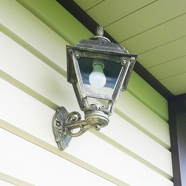 Уличный настенный светильник Cefa U23.131.000.BXF1R