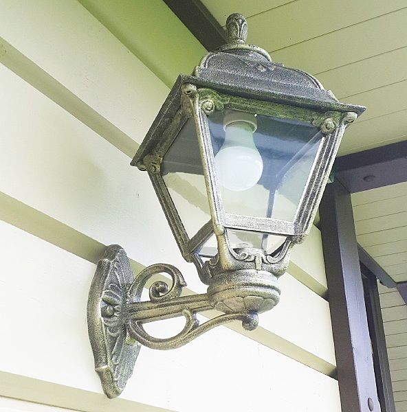 Уличный настенный светильник Cefa U23.131.000.BXF1R