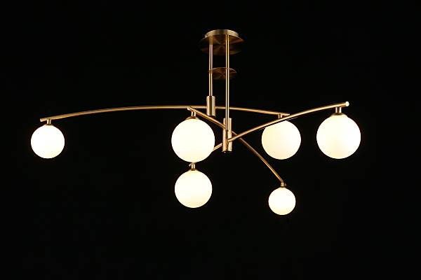 Потолочная люстра Ewelina APL.621.07.06