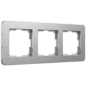 Рамка Platinum алюминий W0032606/ Рамка на 3 поста Platinum (алюминий)