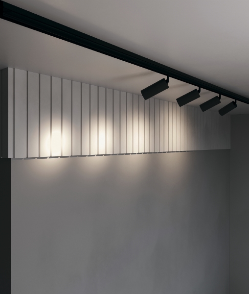 Трековый светильник Focus LED Exility TR032-2-20W3K-S-B