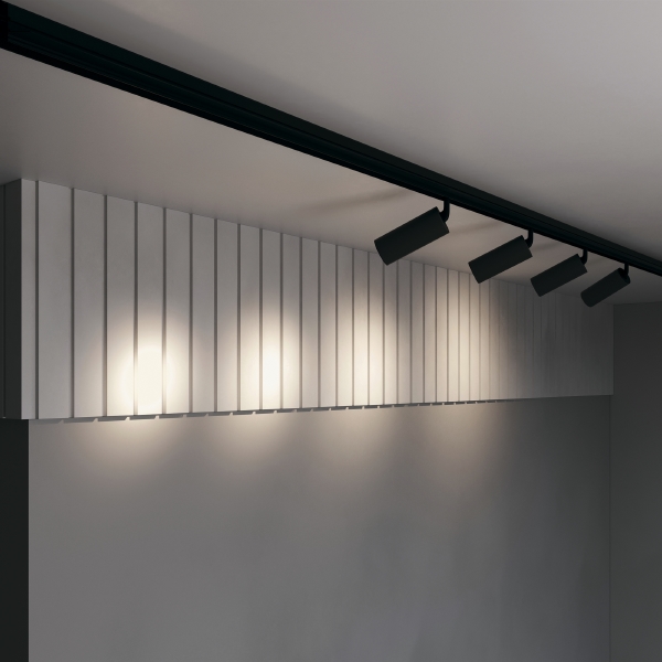 Трековый светильник Focus LED Exility TR032-2-20W3K-S-B
