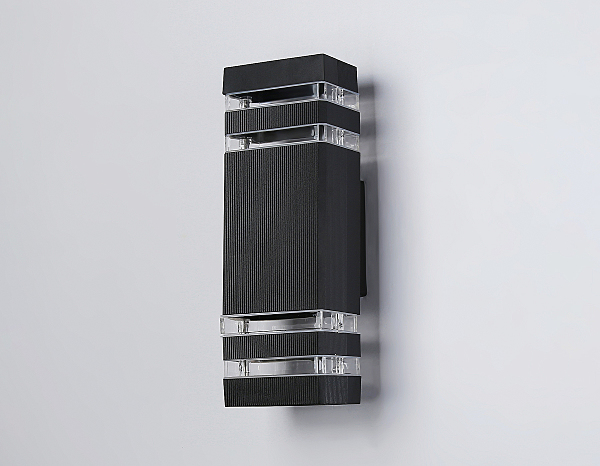 Уличный настенный светильник Garden ST2574