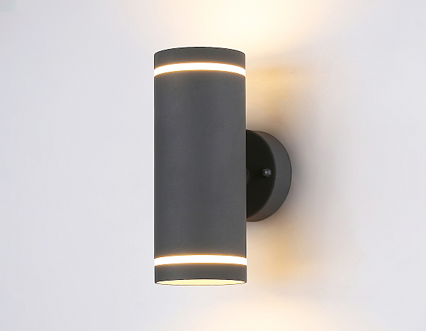 Уличный настенный светильник Garden ST3332