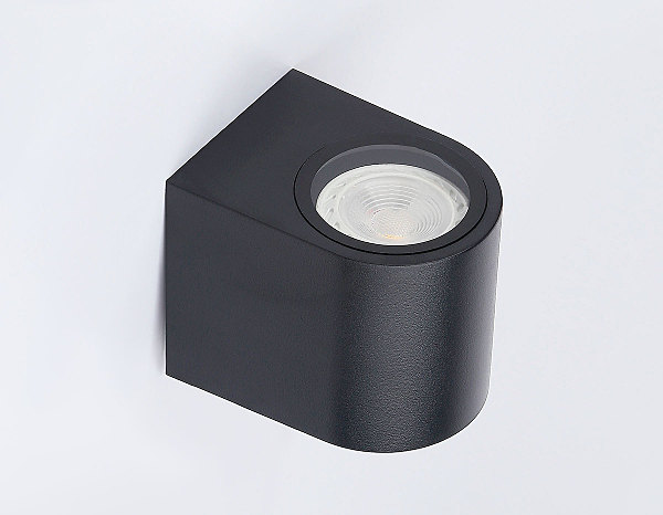 Уличный настенный светильник Garden ST3722