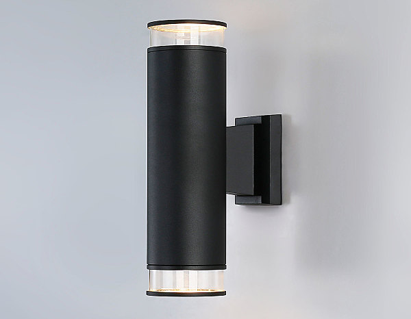 Уличный настенный светильник Garden ST3821