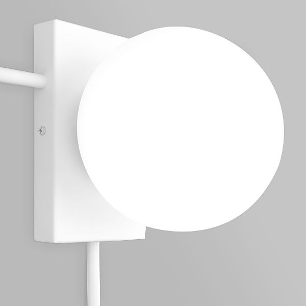 Настенный светильник Fredo 40033/1 белый