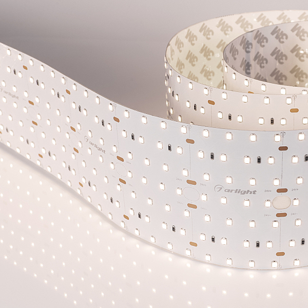 LED лента S2 с отверстием 021210
