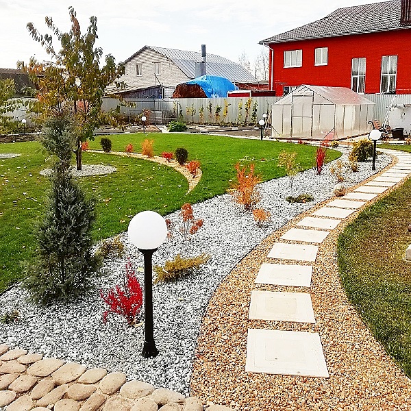 Уличный наземный светильник Globe 250 G25.151.000.AYF1R