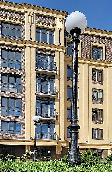 Столб фонарный уличный Globe 300 G30.202.000.AYF1R