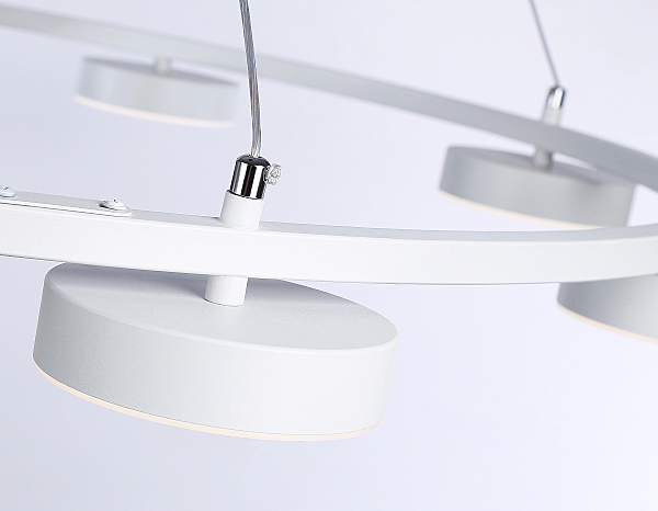 Подвесная люстра LineTech FL51761