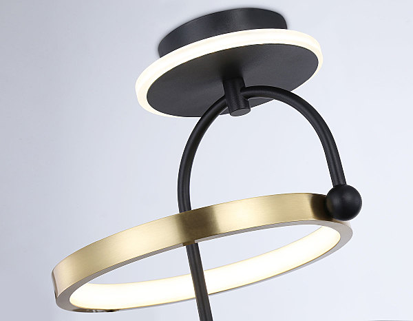 Светильник потолочный LineTech FL66424