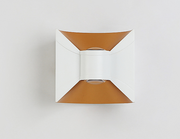 Уличный настенный светильник Garden ST4471