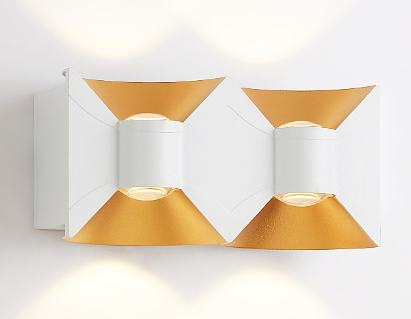 Уличный настенный светильник Garden ST4475