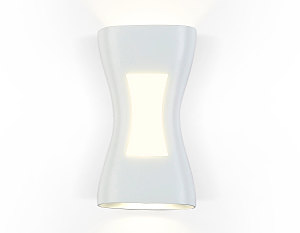 Уличный настенный светильник Garden ST4527