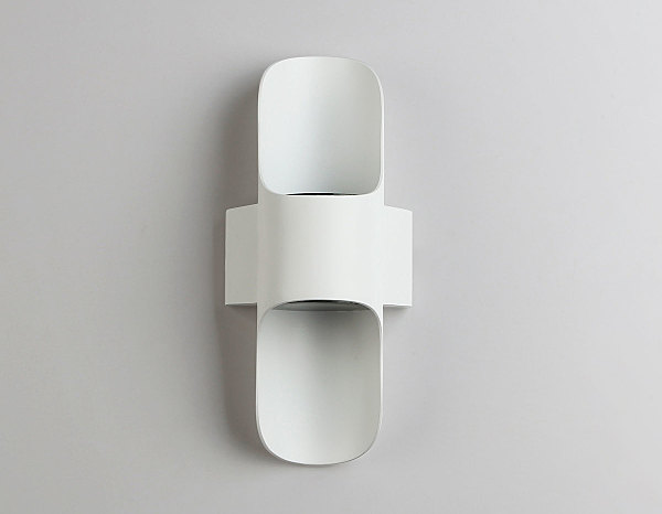 Уличный настенный светильник Garden ST4533