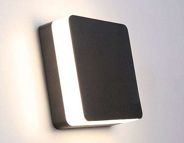 Уличный настенный светильник Garden ST4545