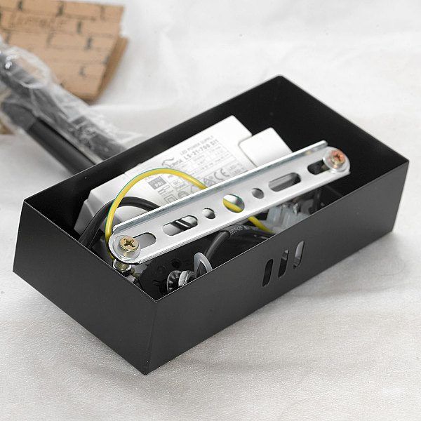 Люстра на штанге Beaumont LSP-7073