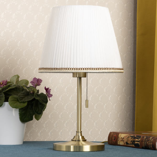 Настольная лампа Линц CL402730