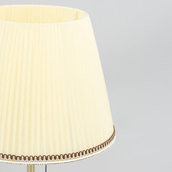 Настольная лампа Линц CL402733