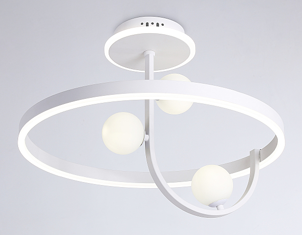 Потолочная люстра LineTech FL66261