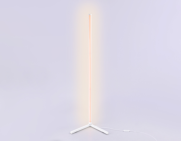 Торшер LineTech FL8020