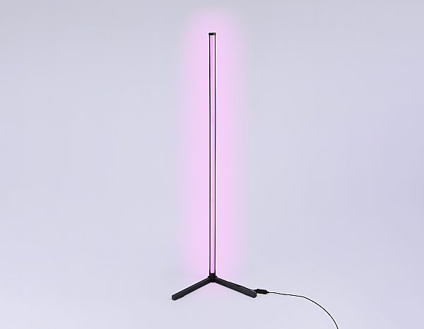 Торшер LineTech FL8022