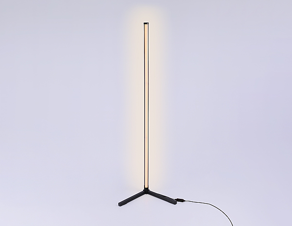 Торшер LineTech FL8022