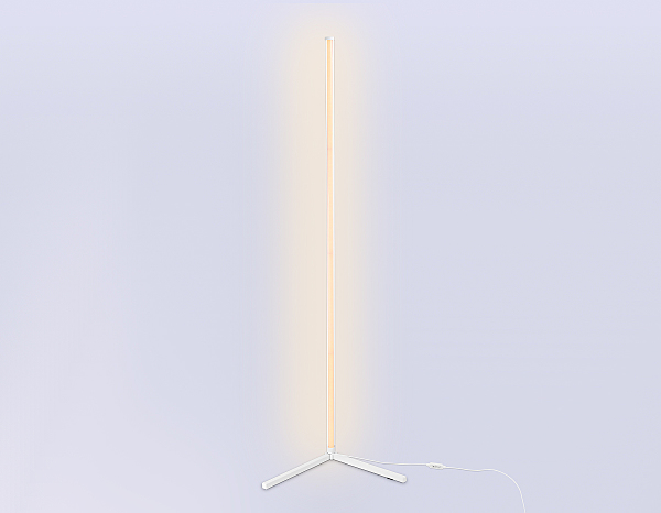 Торшер LineTech FL8025