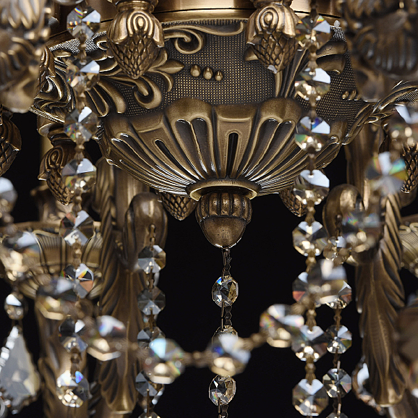 Хрустальная люстра Chiaro Габриэль 491010712