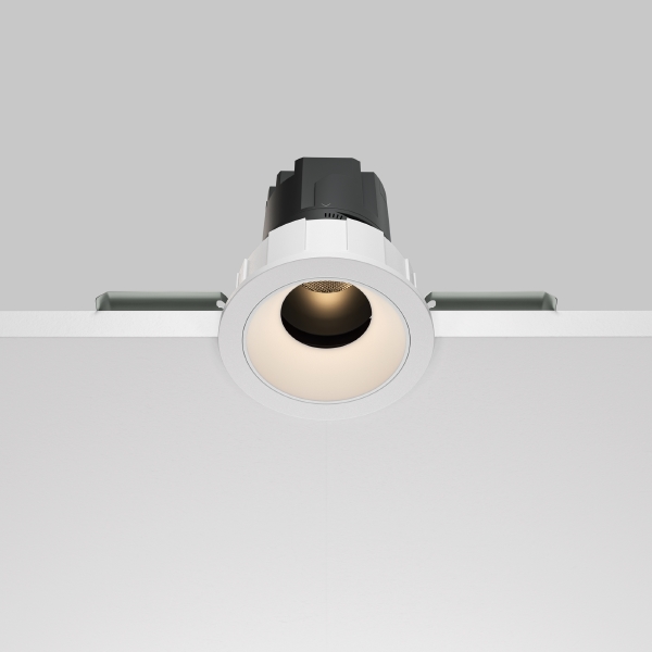 Встраиваемый светильник Maytoni DL057-7W3K-W