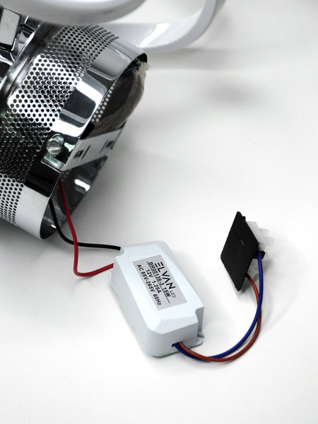 Настенное бра 136 BR-136/3-8W-NH-Wh
