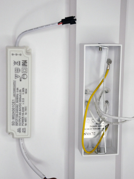 Настенный светильник 803 GW-8083L-24W-WW-Wh