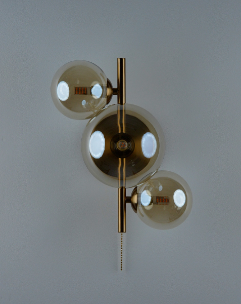 Настенное бра Renny V10786-3W