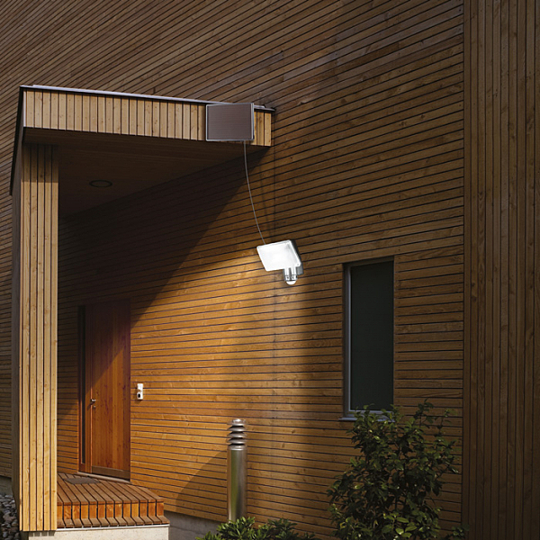 Уличный настенный светильник Solar 357343