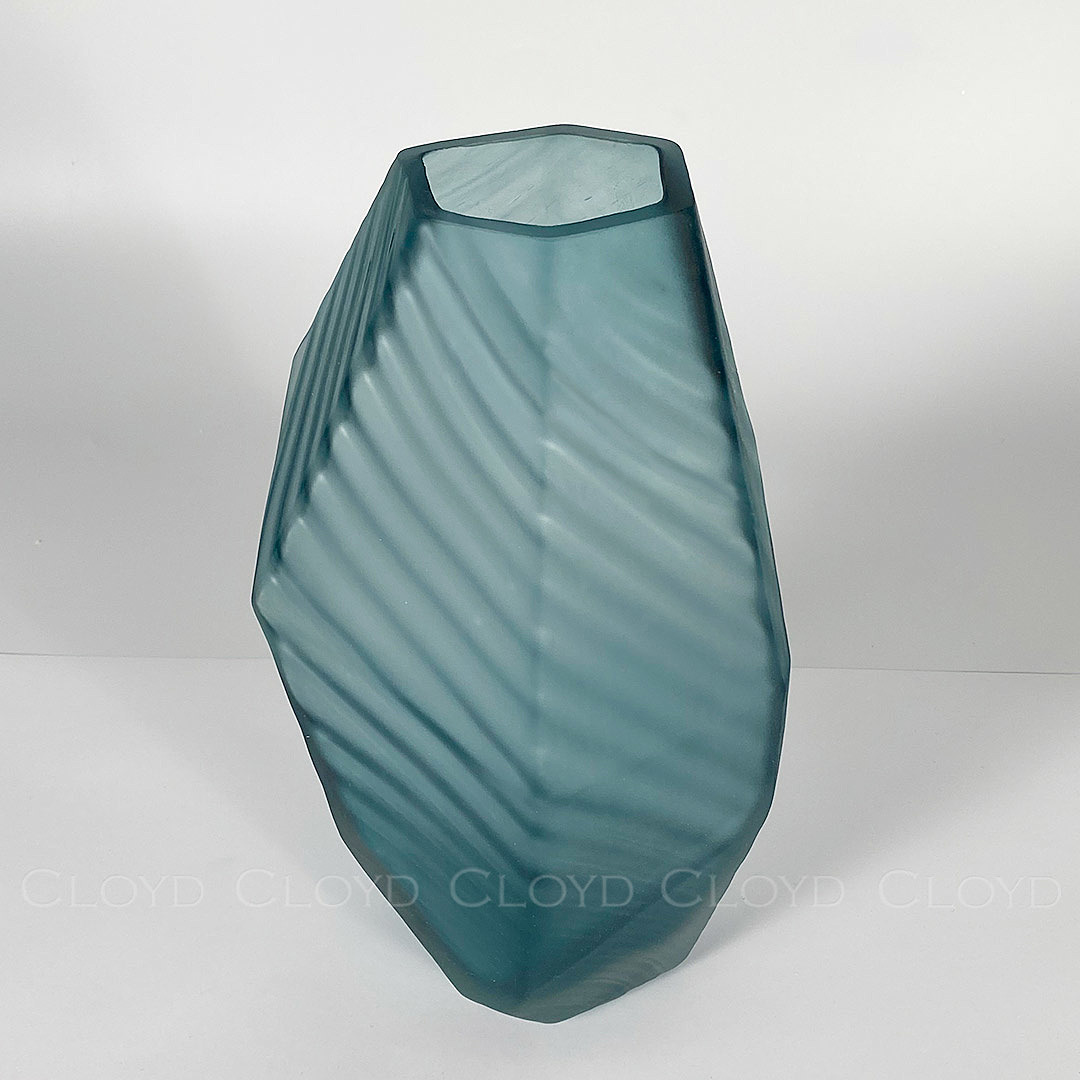 Vase-1616