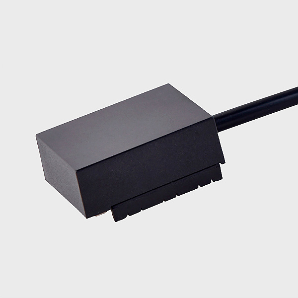 Ввод питания Unica 1011-CB-033