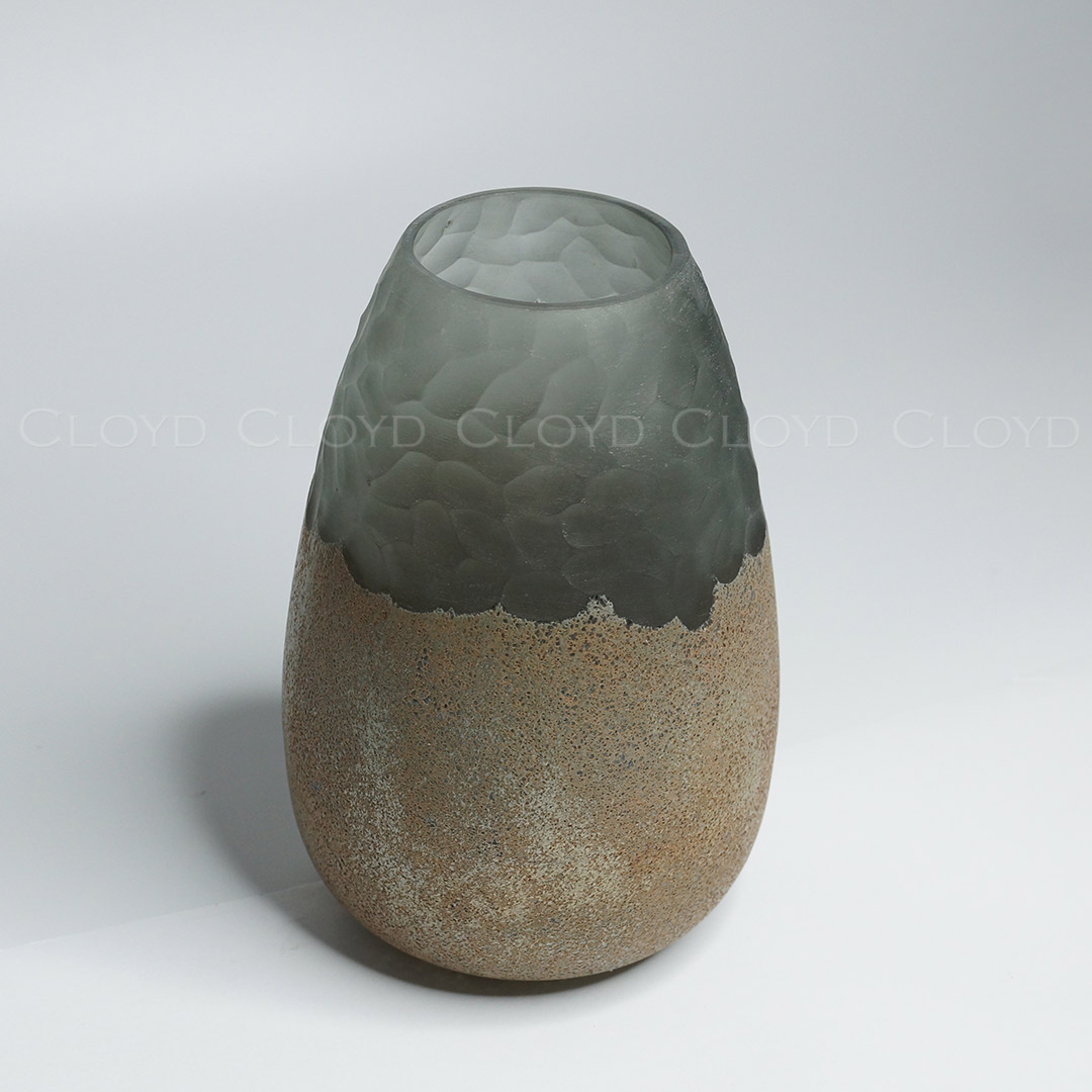 Vase-1608