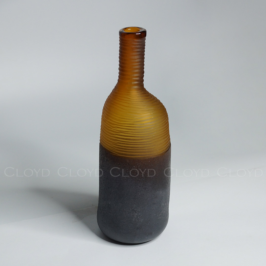 Vase-1595