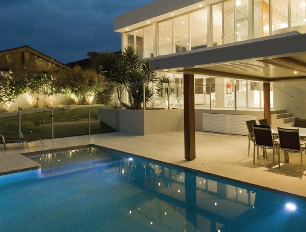 Прожектор уличный Akven 25720