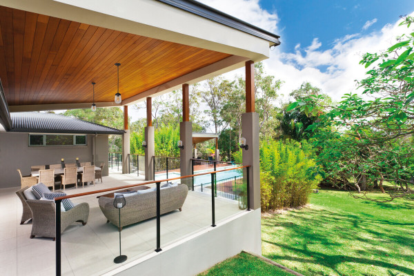 Уличный настенный светильник Liego 36532