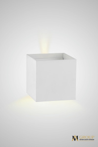 Настенный светильник Am11 AM111-WH