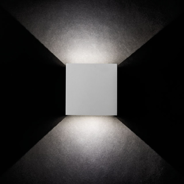 Уличный настенный светильник Reka 28993