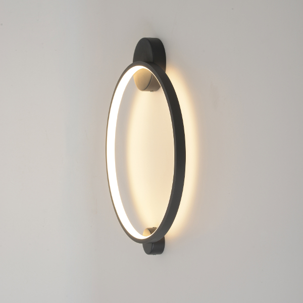 Настенный светильник Real REAL AP18W LED BLACK