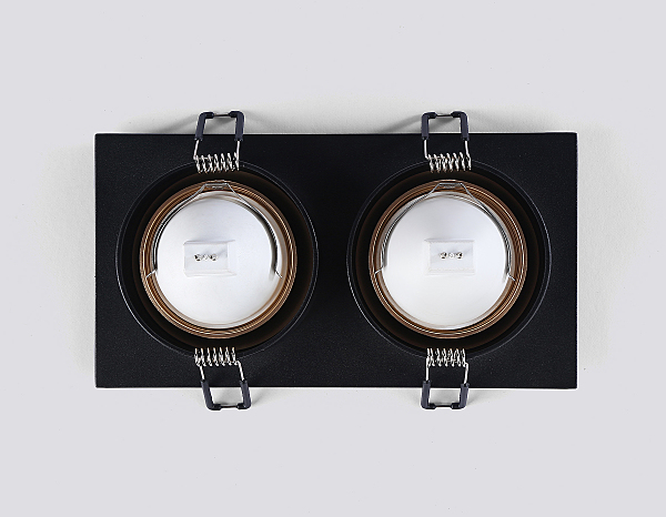 Встраиваемый светильник Standard Tech TN102735