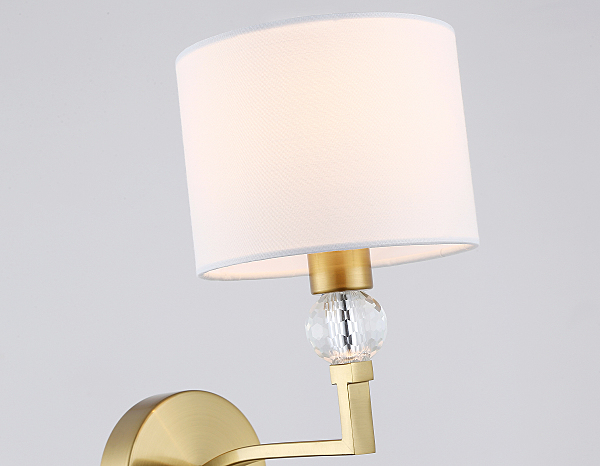 Настенное бра Classic LH71135