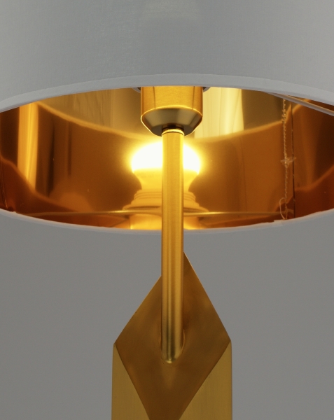 Настольная лампа Delicacy V11148-1T