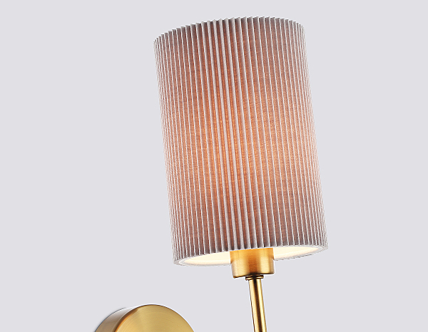 Настенное бра Heigh Light LH72385