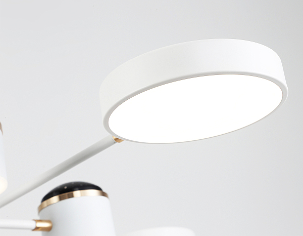 Потолочная люстра LineTech FL51627